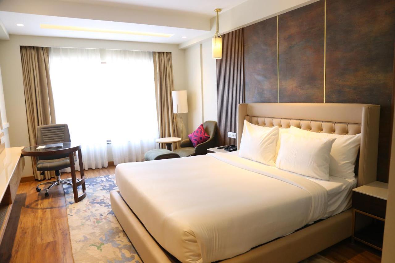 Zirakpur Dreamz Inn & Suites المظهر الخارجي الصورة