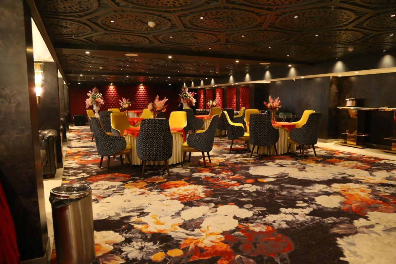 Zirakpur Dreamz Inn & Suites المظهر الخارجي الصورة
