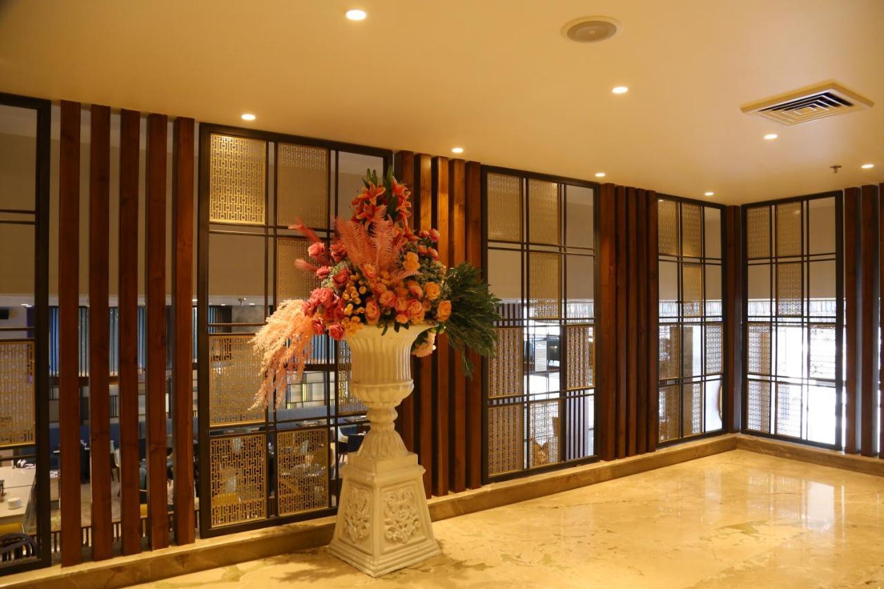 Zirakpur Dreamz Inn & Suites المظهر الخارجي الصورة