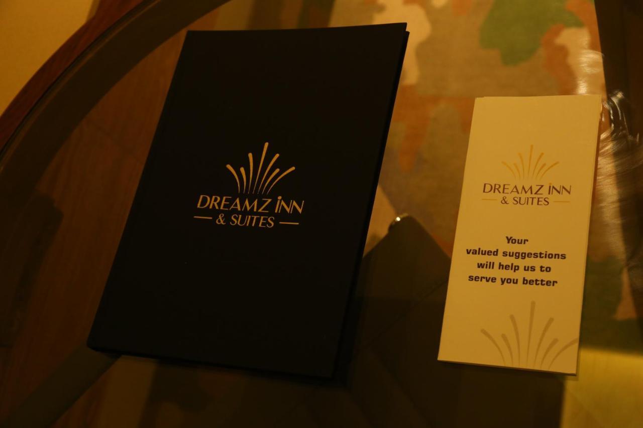 Zirakpur Dreamz Inn & Suites المظهر الخارجي الصورة