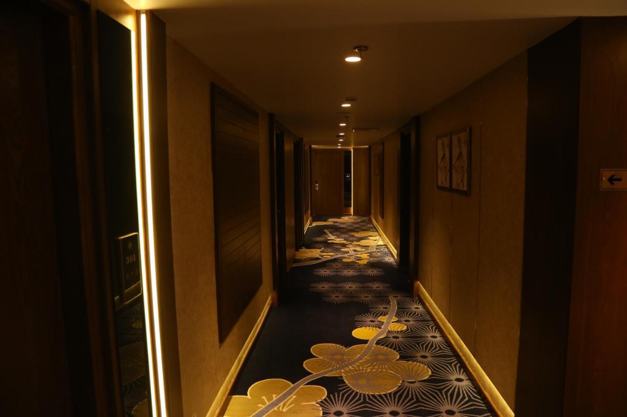 Zirakpur Dreamz Inn & Suites المظهر الخارجي الصورة