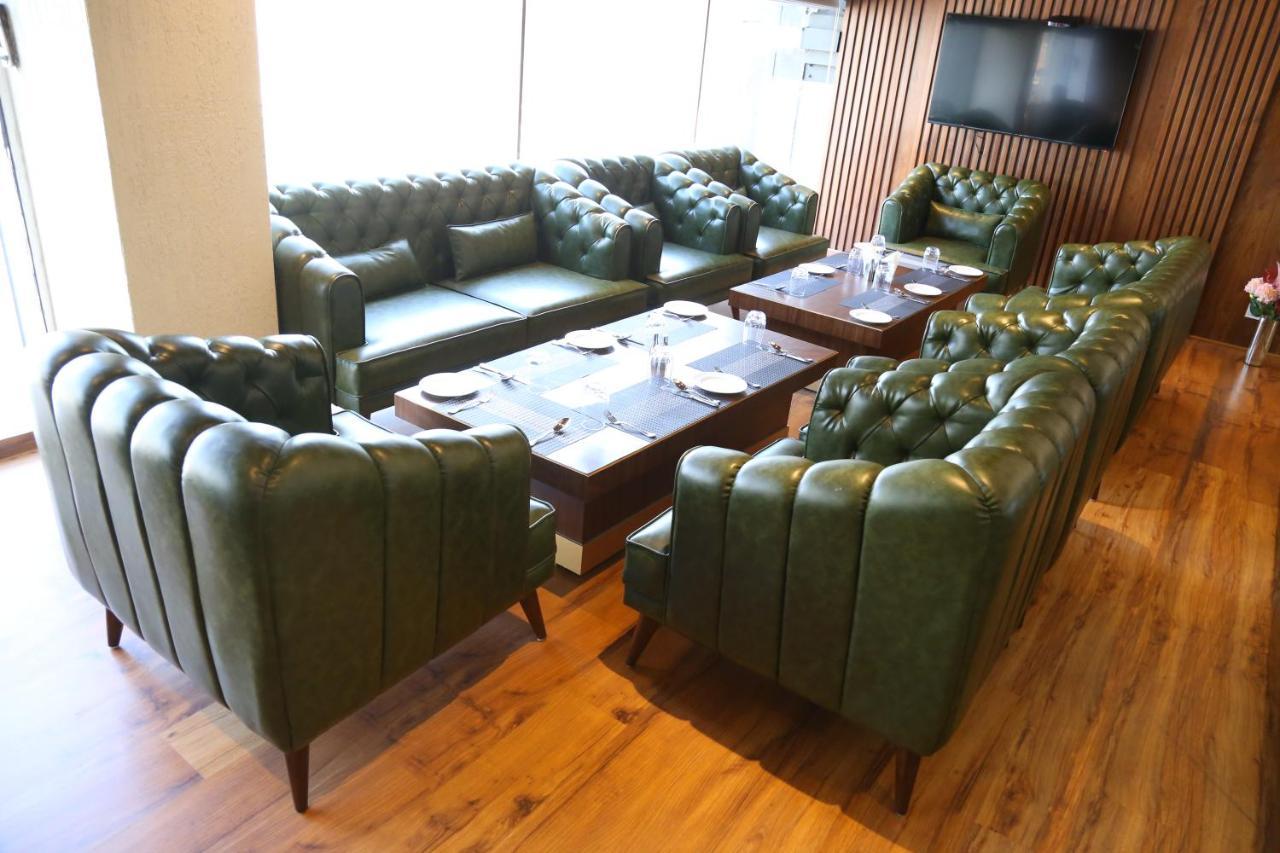 Zirakpur Dreamz Inn & Suites المظهر الخارجي الصورة