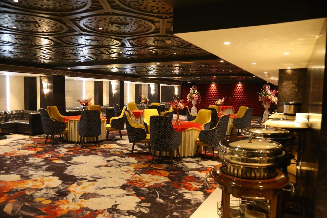 Zirakpur Dreamz Inn & Suites المظهر الخارجي الصورة