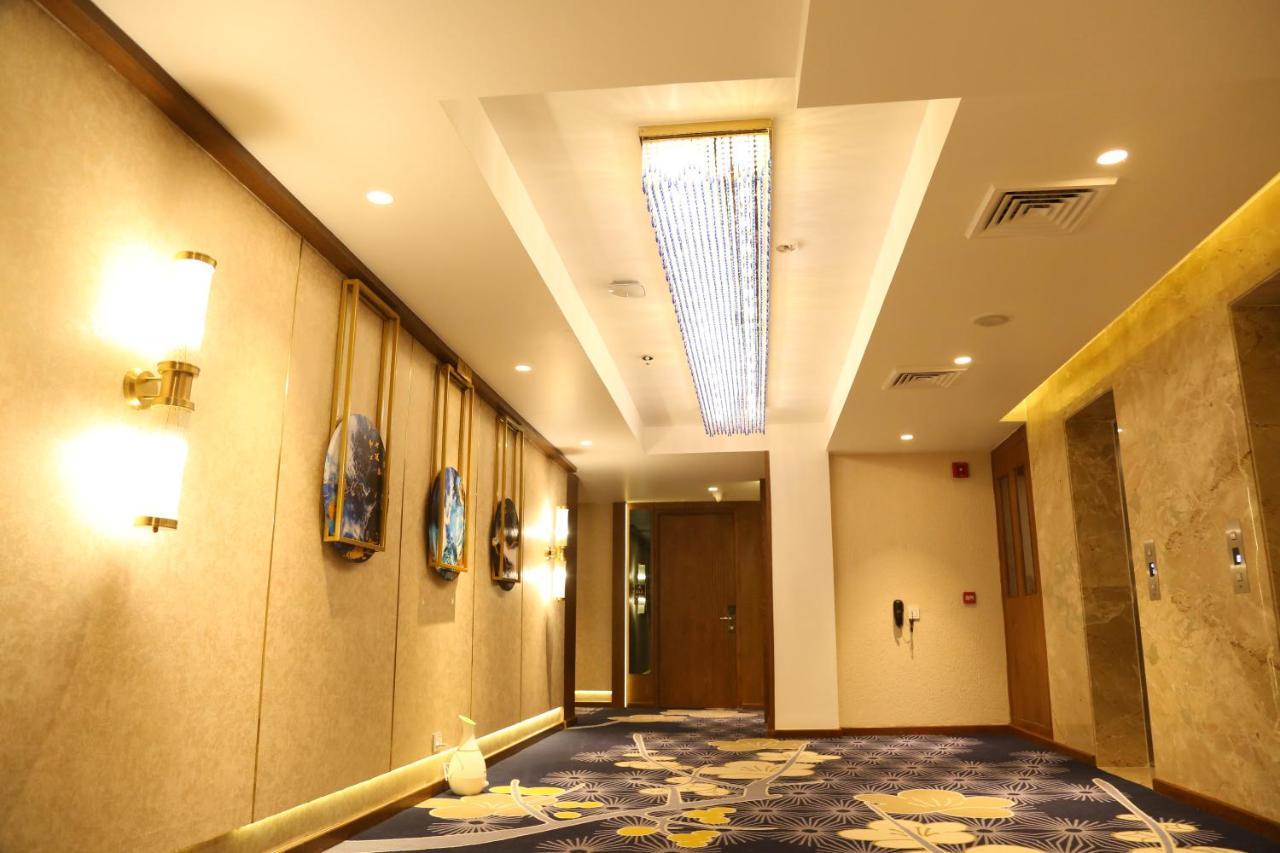 Zirakpur Dreamz Inn & Suites المظهر الخارجي الصورة