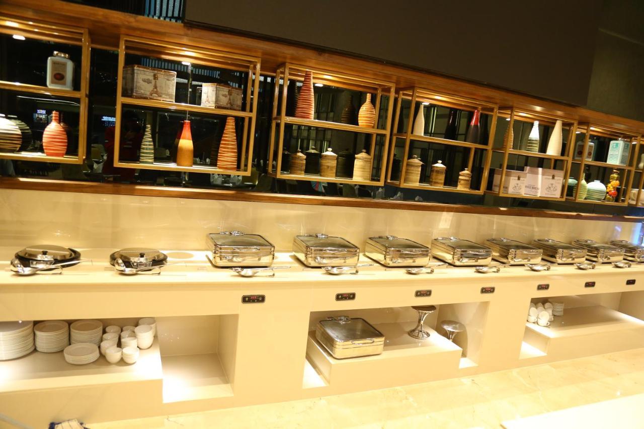 Zirakpur Dreamz Inn & Suites المظهر الخارجي الصورة