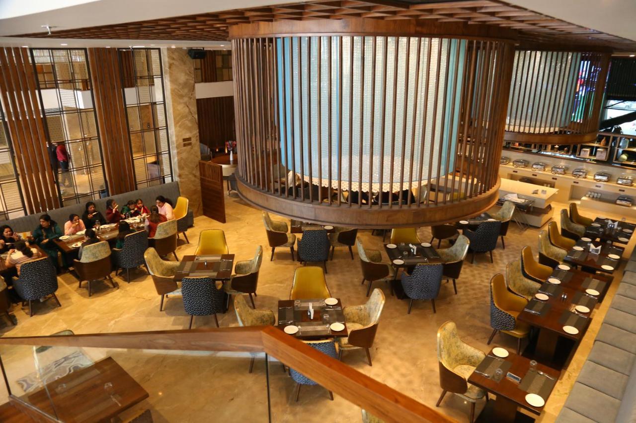 Zirakpur Dreamz Inn & Suites المظهر الخارجي الصورة