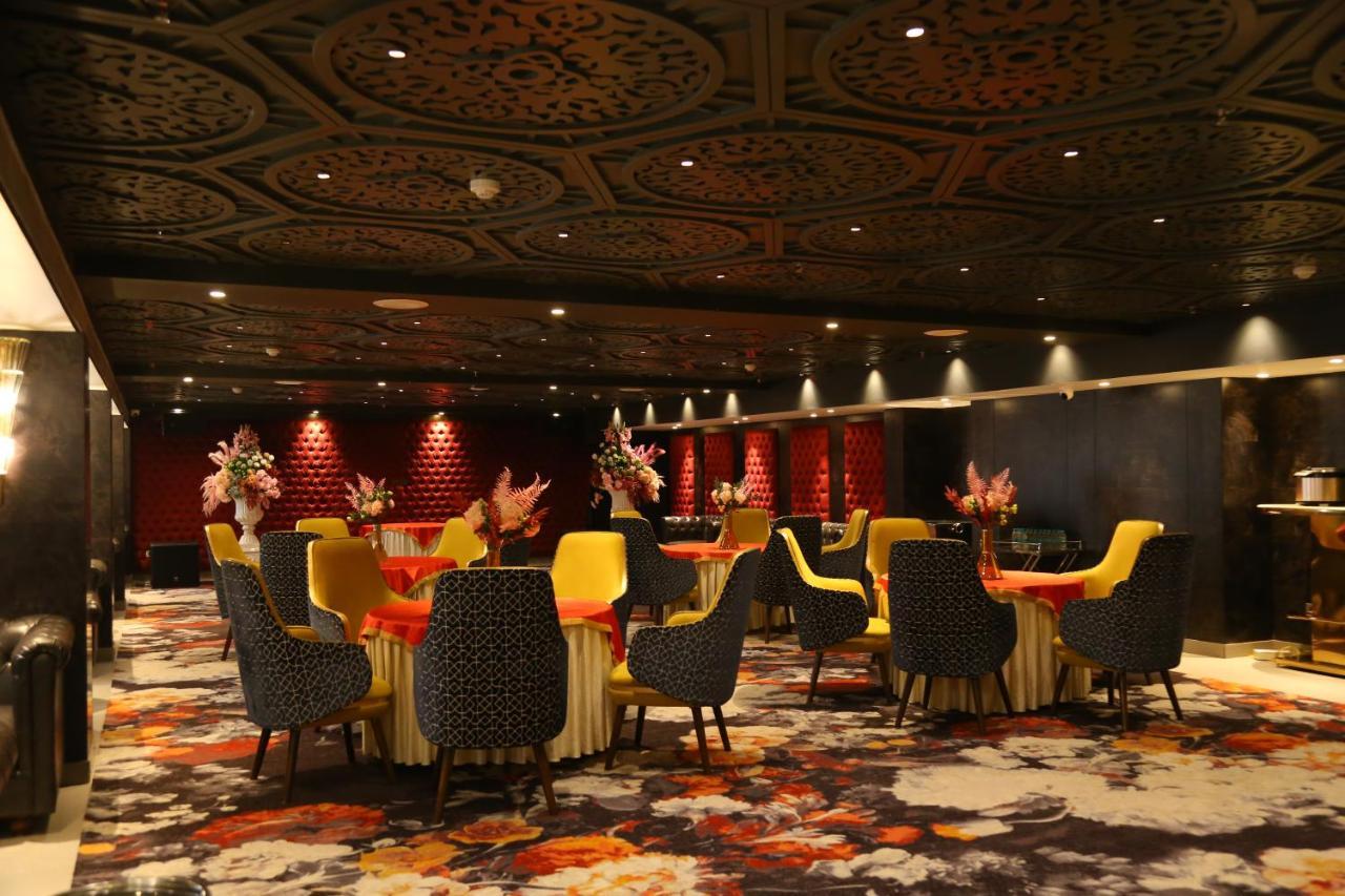 Zirakpur Dreamz Inn & Suites المظهر الخارجي الصورة